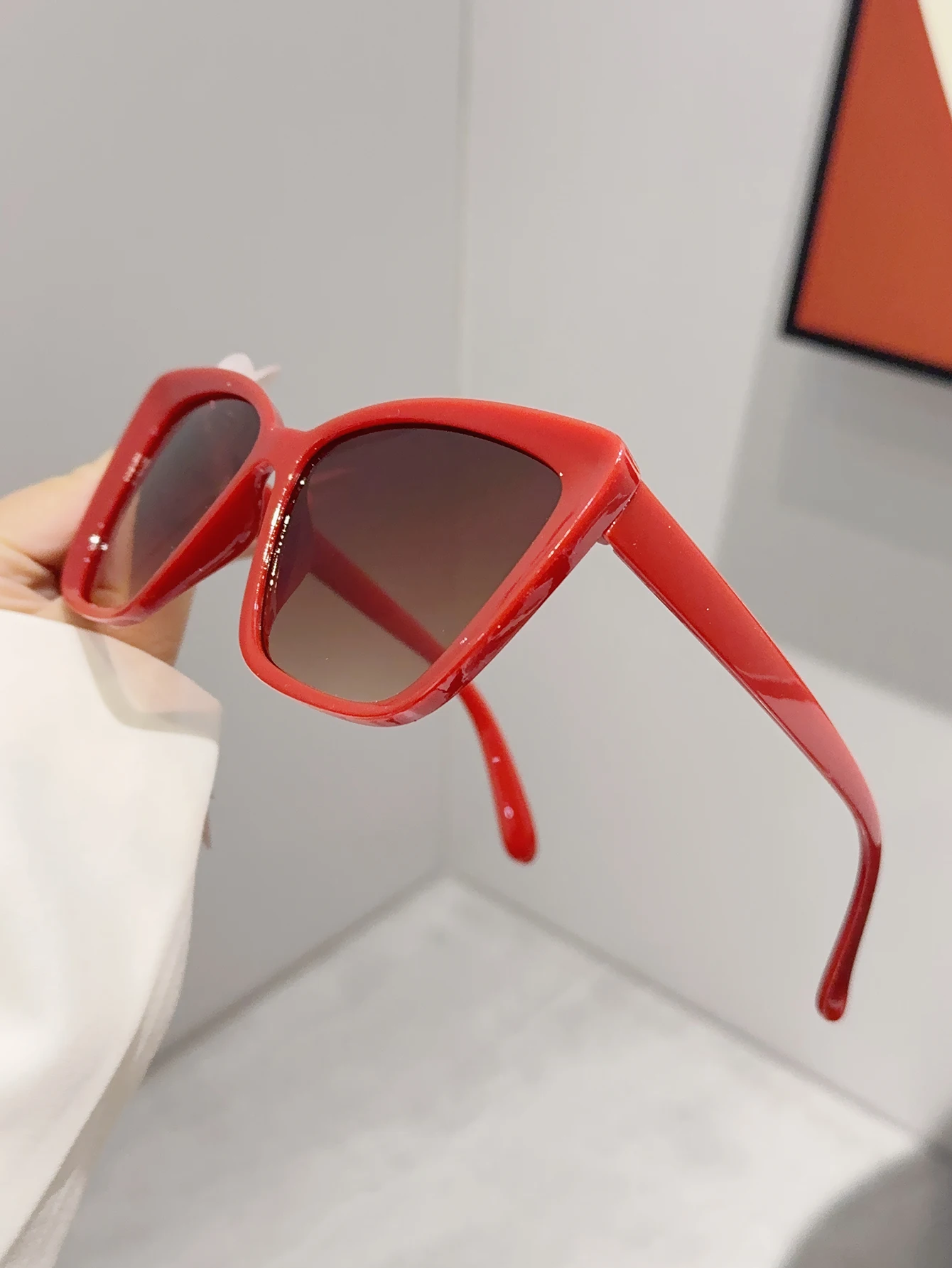 1-teilige Cat-Eye-Sonnenbrille im Retro-Stil, modische und hochwertige Damen-Sonnenbrille, geeignet für den Urlaub am Meer – Detail 4