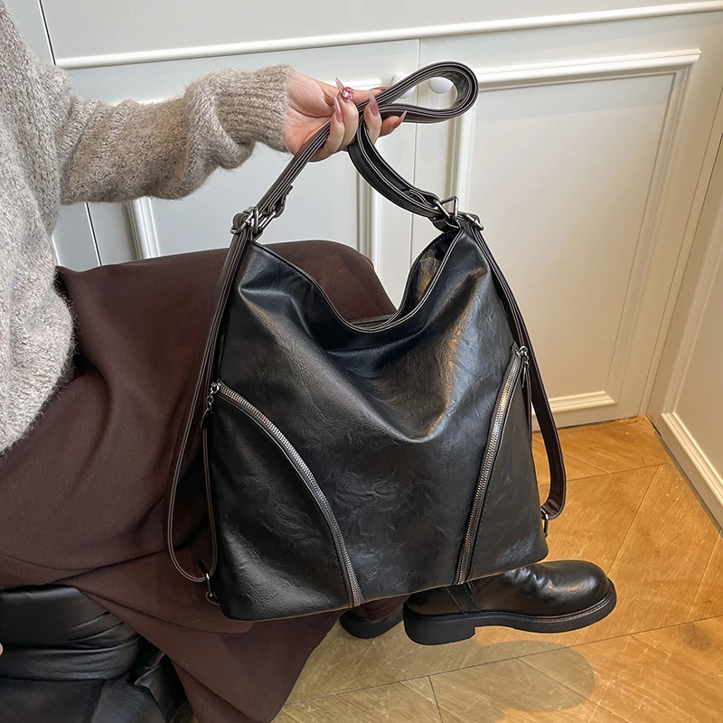 

Large Capacity Anti-theft Backbag Women Europe and America Commute Shoulder Bag Designer Motorcycle Bag Pu Leather Bucket Totes