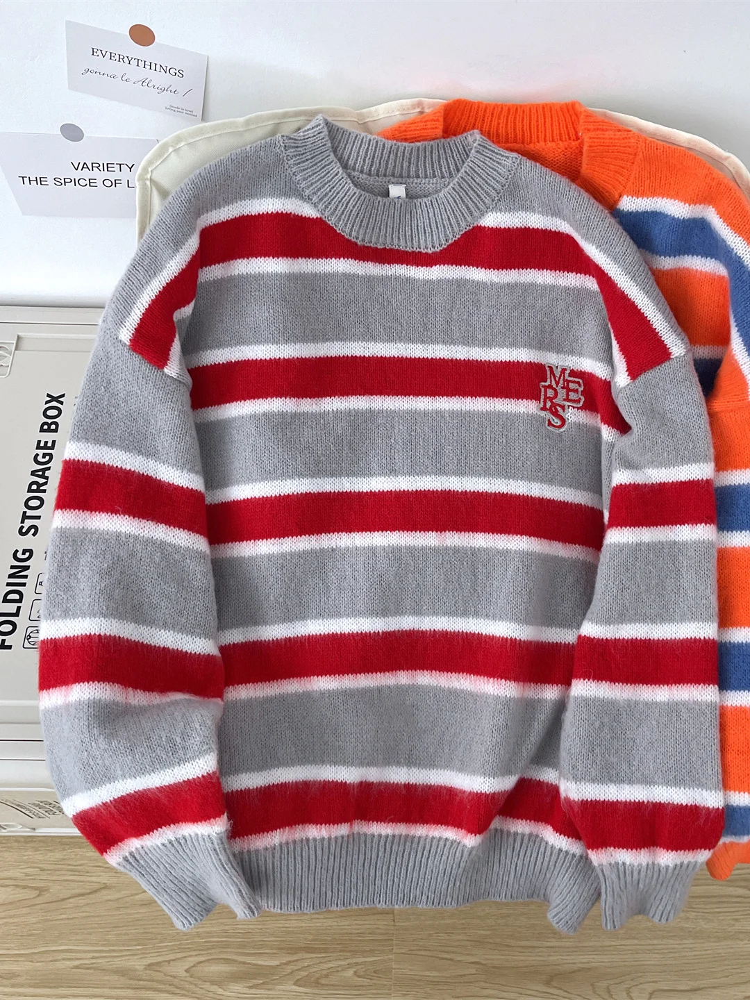 

Мужской вязаный свитер в полоску с круглым вырезом, теплый, повседневный, в американском ретро-стиле, для пар, с цветовыми блоками