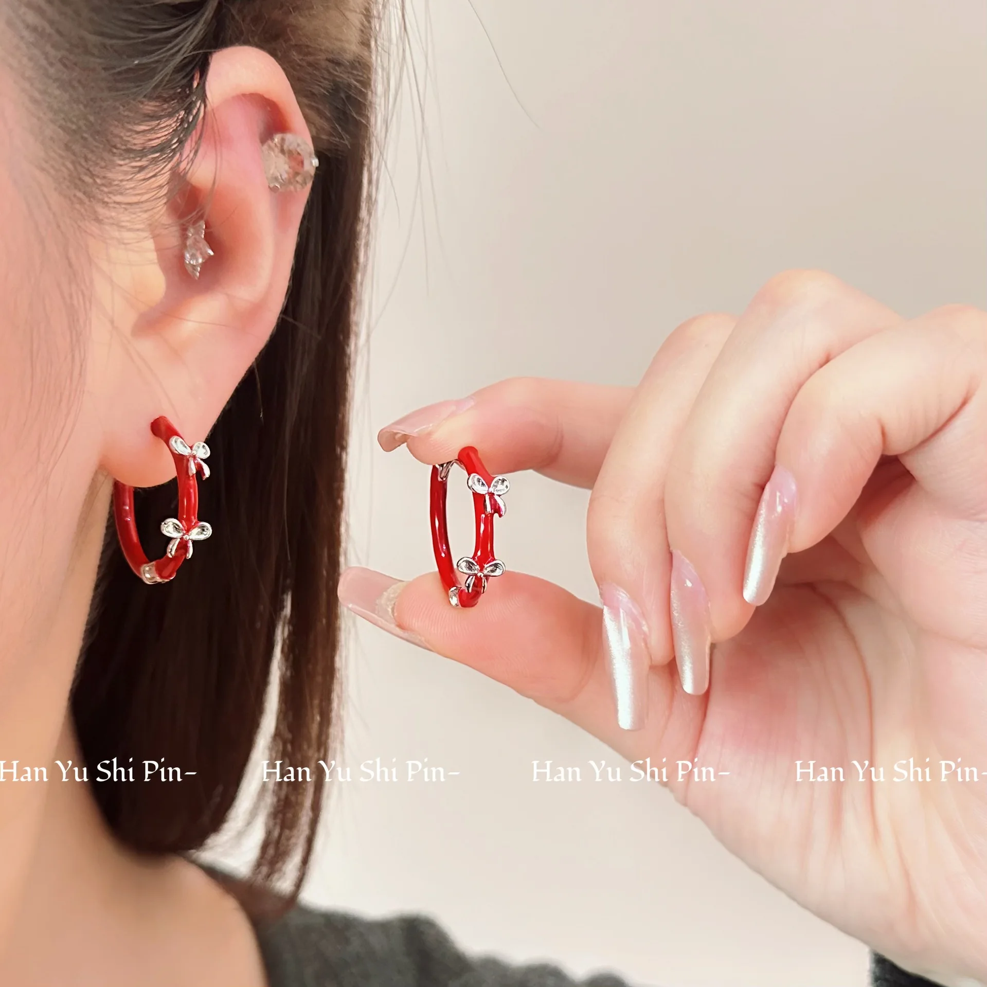 French Sweet Burgundy Enamel Oil Drop Bow Ear Buckle Fashion Niche Vintage Irregular Broken Gold Earrings
