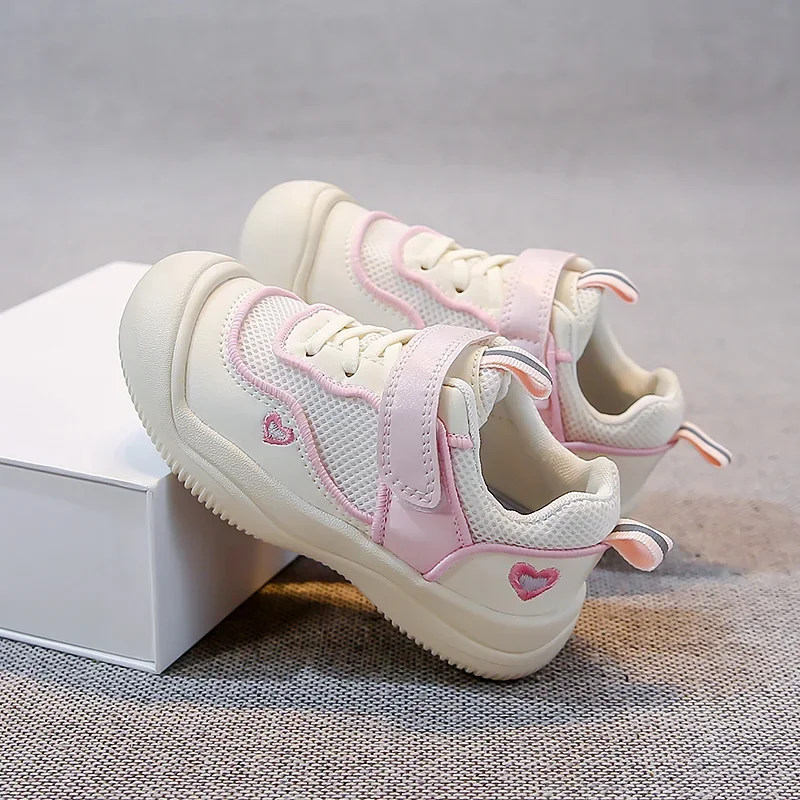

2025 Children Sneakers for Girls Summer New Fashion Korean Style Soft Bottom Anti-slippery Versatile Cut-outs Sports Beach Shoes