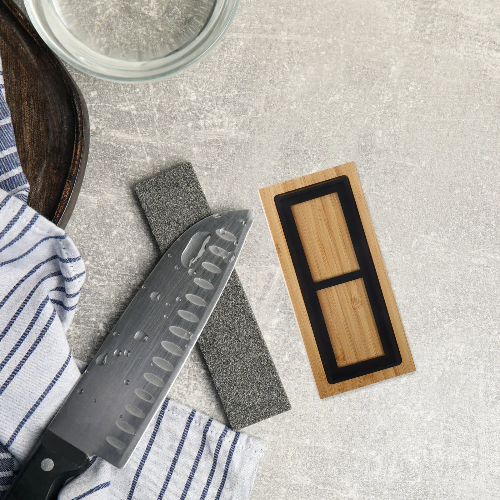 

1Set Sharpening Stone Holder High-Quality Whetstone Base Rust-Resistant Strong Build for Home Whetstone Stand Easy to Clean