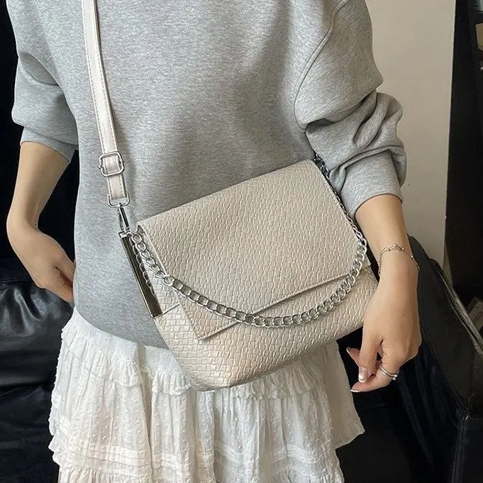 

Зима 2025 687, новая сумка на плечо, модная универсальная сумка для подмышек, пригородная сумка, сумка через плечо