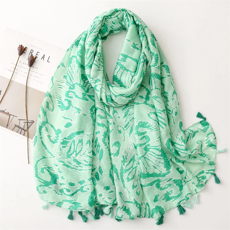 

2023 Luxury Women Long Scarves Elegant Cotton Linen Shawl Scarf for Lady Female Tassel Hijabs Muslim Seaside Shawls 180*85cm