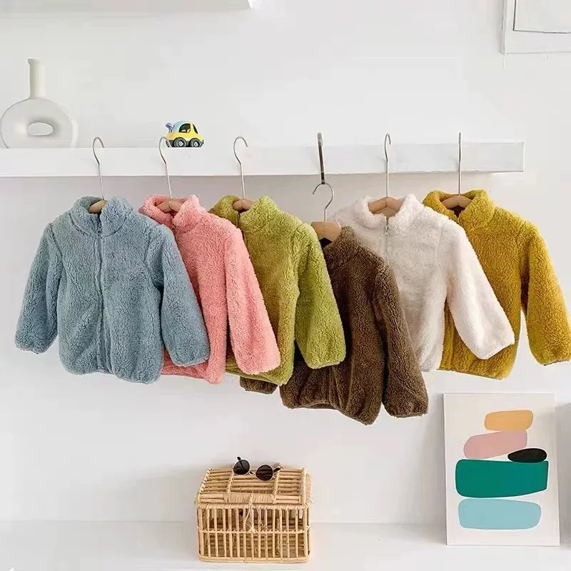 

Детский осенне-зимний костюм, однотонная верхняя одежда, повседневные свободные топы с длинными рукавами, плюшевая куртка, модные простые пальто для мальчиков и девочек