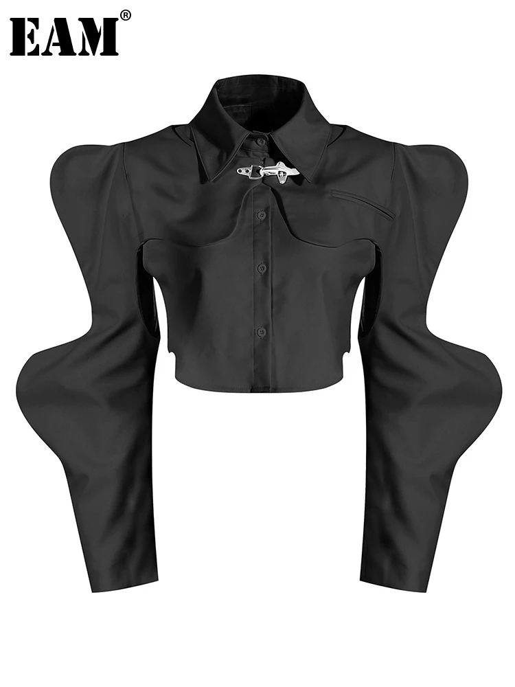 [EAM] Women Black Shaped Irregular Short Blouse New Lapel Long Sleeve Loose Fit Shirt Fashion Tide Spring Autumn 2024 1DE7398