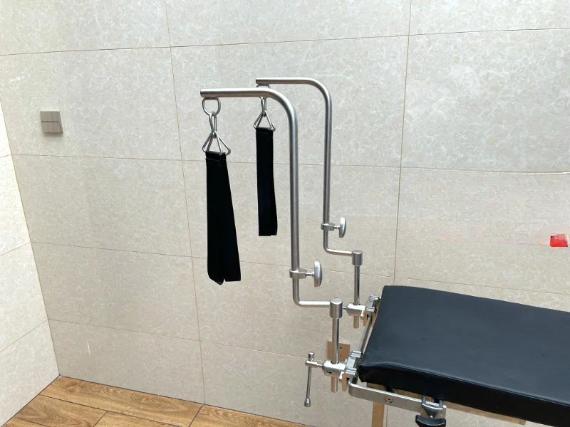 Surgical room bed accessories 304 stainless steel stone cutting position suspension leg bracket with bilateral brackets