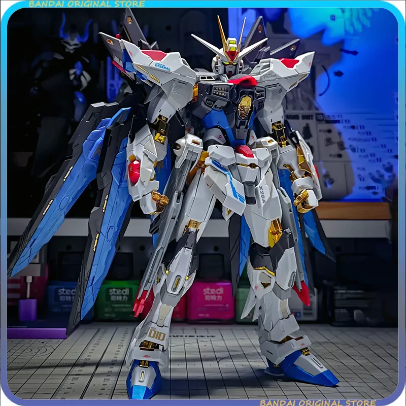 

【New product】DABAN MG 1/100 8802M Strike Freedom MB Style alloy skeleton Assembly Model Kit Anime Figure Christmas Toys Gifts