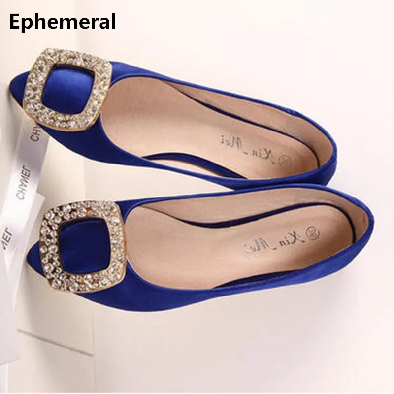 Ladies Pointed Toe Flats With Silk Stain Shoes Luxury Diamond Black American And European Styles Plus Size For Width Foot 33-48