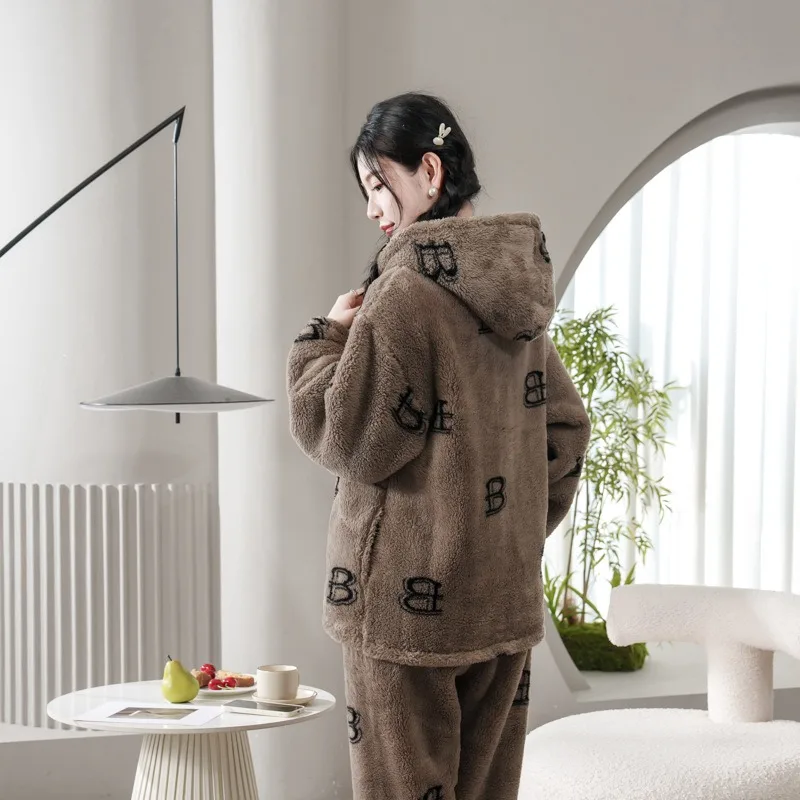 Pijamas de Lana Coral para Mujer - Estilo Otoño/Invierno, Conjunto de Ropa para el hogar Grueso y Lindo, Dulce y Adorable, Nuevo Estilo con Capucha