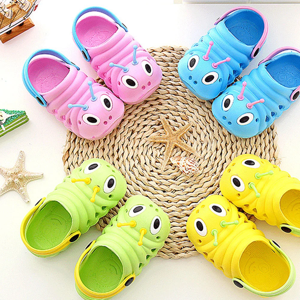 1 Pair Caterpillar Beach Non-slip Shoes Cartoon Summer Sandals Cool Slipper for Boys Girls (Yellow Size 27 Length 16cm)