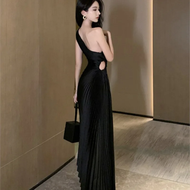 Sloping Exposed Shoulder Sling Dress Banquet Women's Elegant Black Long