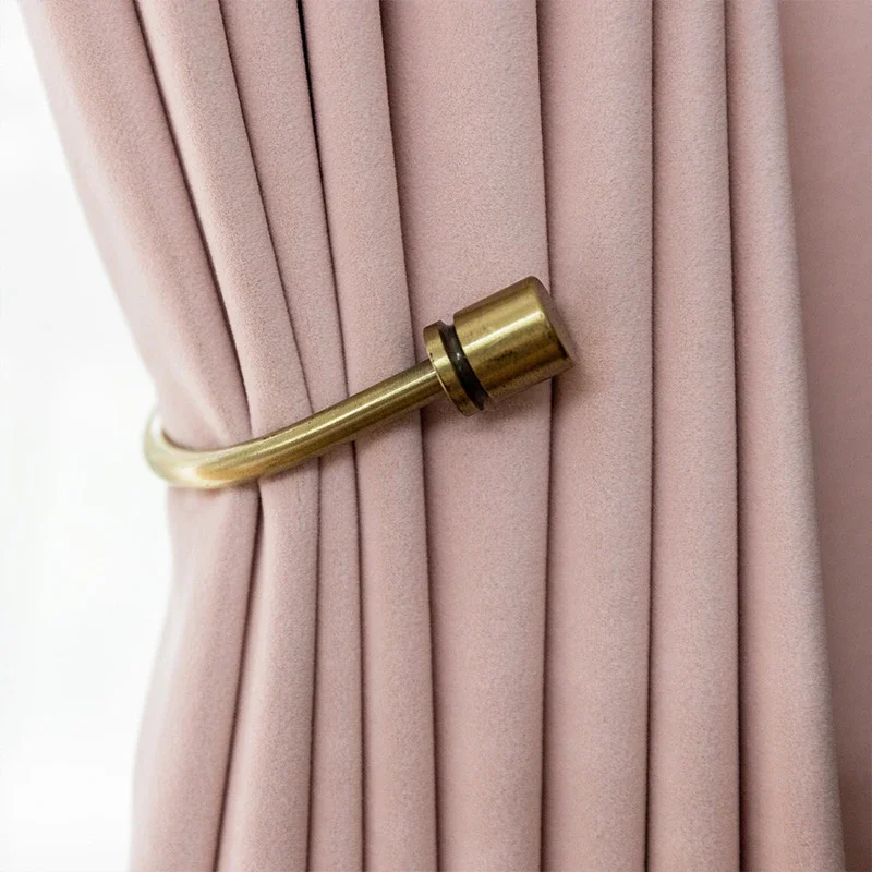 

Popular Velvet Pink Princess Style Elegant Curtains Thickened and Luxurious Nordic Minimalist Shading Curtains for Living Room