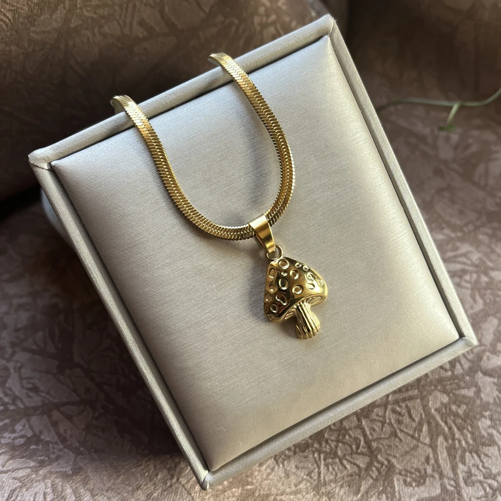 New 2024 Stainless Steel  Flat Blade Snake Chain Necklace Mushroom Pendant Women Woman\'s Choker Jewelry for Women Gift Wholesale