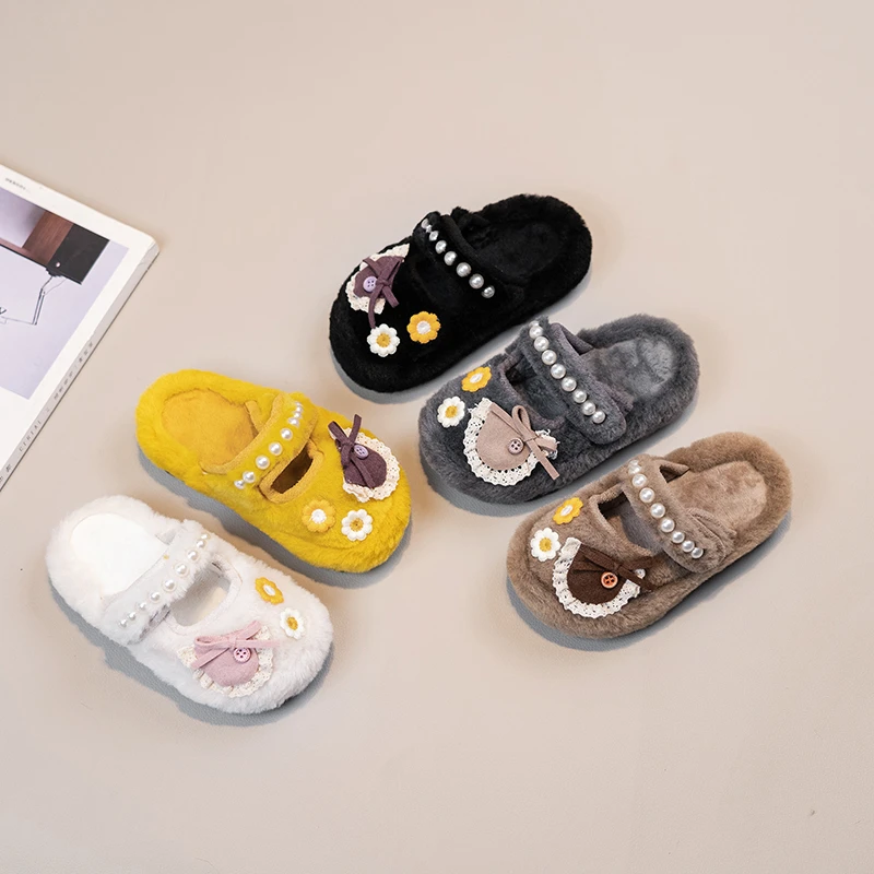 

Kids Slippers Casual Warm Girls Princess Shoes with Sweet Flowers 2025 Winter New Children Fashion Slippers Bedroom Comfortable