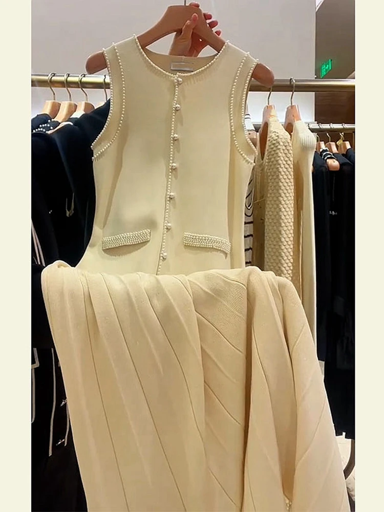 

Unique Knitted Vest Dr Beach Holiday Tea Break Ele Sensation off White Silk Top round Neline Midi Length No Sve