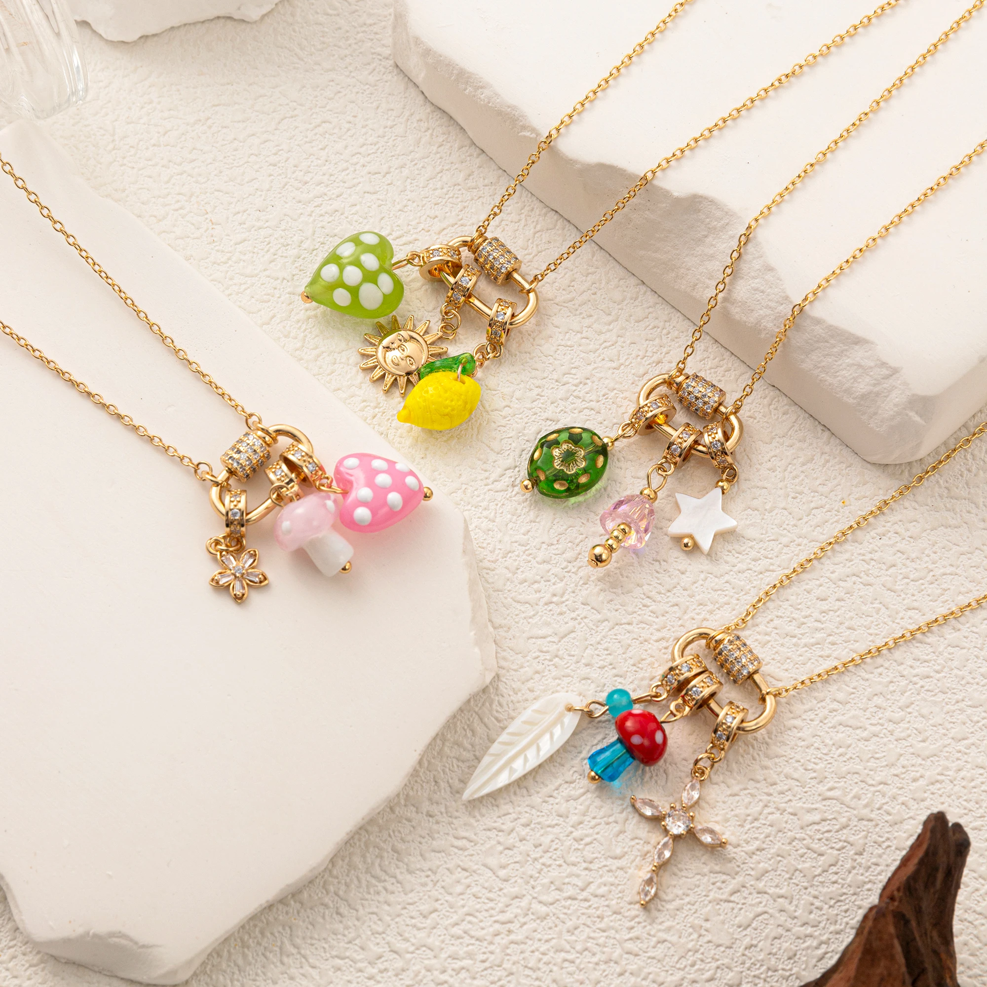 

18K gold-plated Y2K women's crystal pendant, charming and fashionable necklace, jewelry gift, daily wear