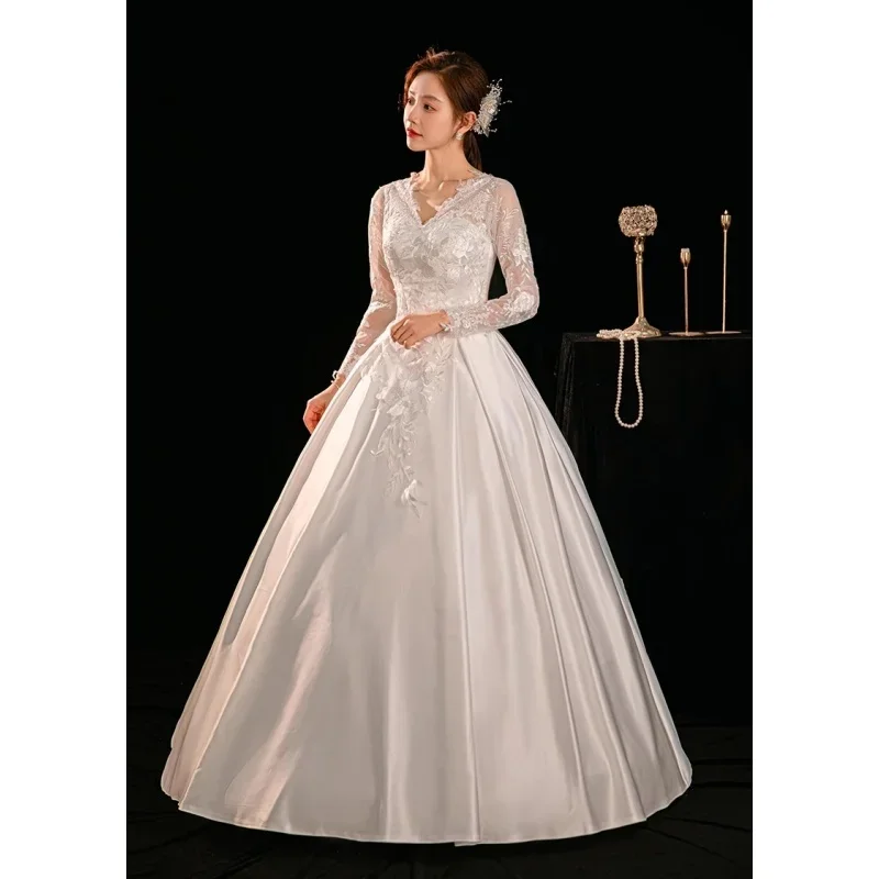 Cheap Wedding Dresses White Satin Appliques V-neck Full Sleeves Lace up Princess Floor Length Plus size Bride Ball Gowns XN166