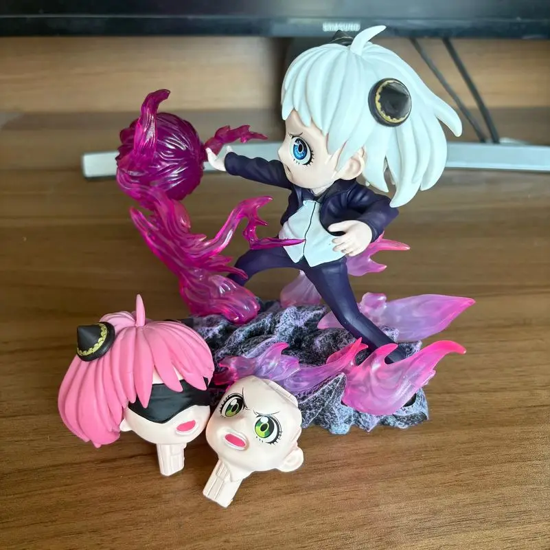 Figurka Anime Spy Family Anya Forger z Wymiennymi Głowami Świecący Model Lalka Gojo Satoru Ozdoba Statuetka Zabawka Prezent