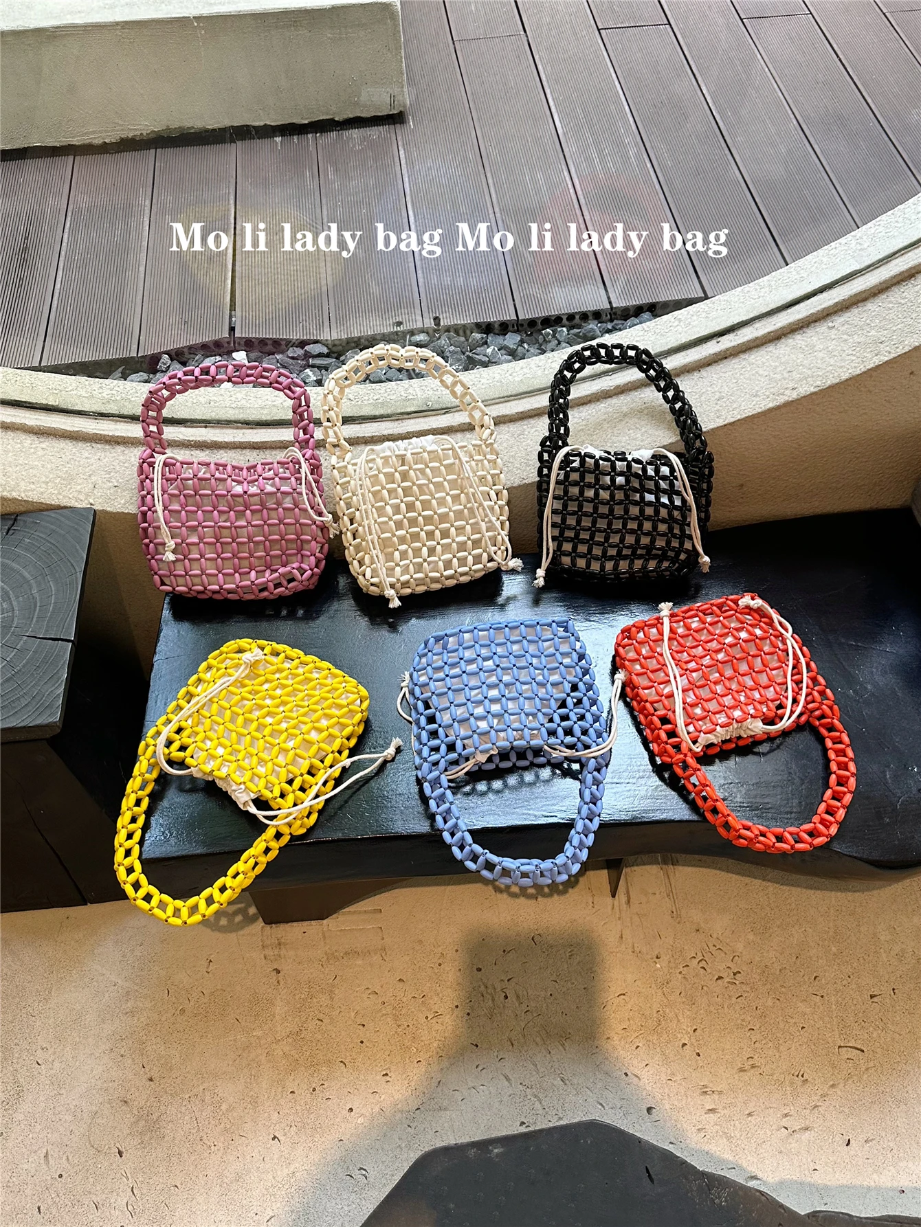 

Новая сумка из деревянных бусин ручной работы 2025 года: повседневная, минималистичная, пляжная, на плечо, с ажурным дизайном, универсальная, подмышечная