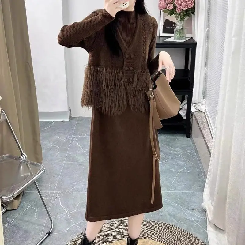 

Autumn Winter New Long Sleeve Slimming Knit Dress Fashion Temperament Splicing Fur Vest Women Design Sense Two-piece Set
