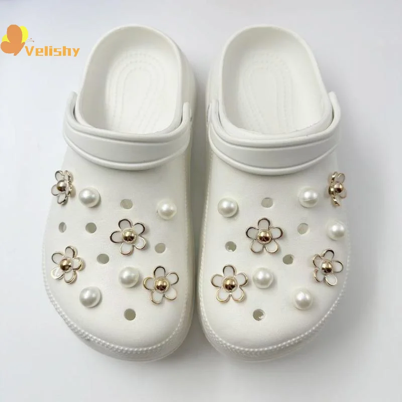 16PCS Fashion Shoe Charms Set Accessories Hole Shoe Buckle Summer Cute Pearl Daisies 3D Shoes Decorations