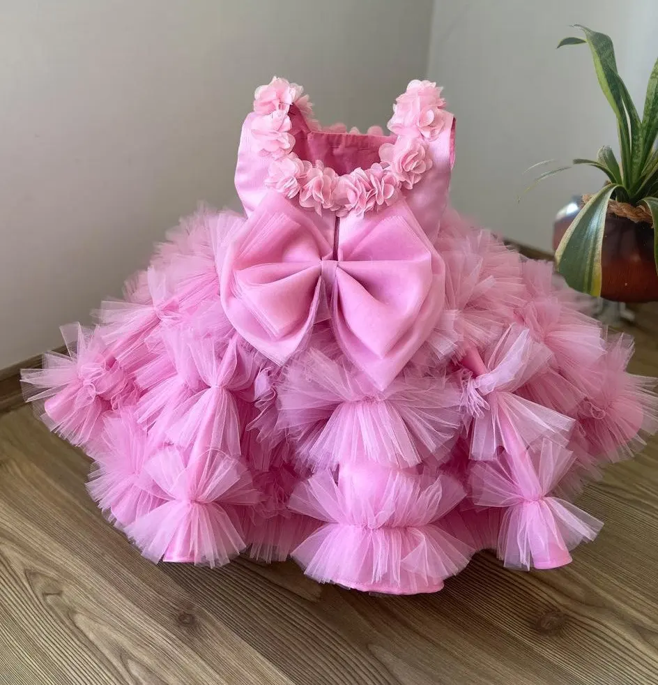 

Kids' Pink Tutu Dress with Floral Neckline & Giant Bow, Layered Ruffled Tulle Skirt, Elegant Design for Party, Pageant, Wedding