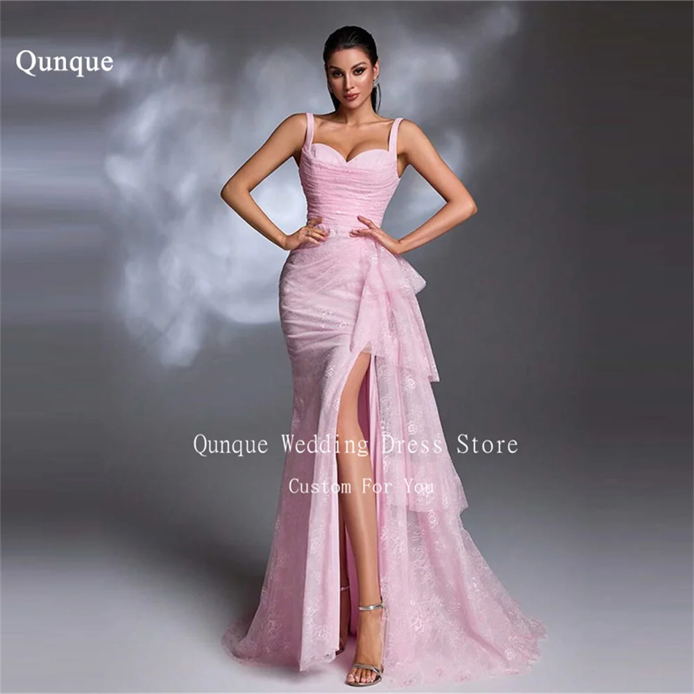 Qunque Rosa Spitzen-Abendkleider mit hohem Schlitz, herzförmigem Ausschnitt, rückenfreie Ballkleider, Meerjungfrauen-Stil, Spaghettiträger, Vestidos, individuell anpassbar