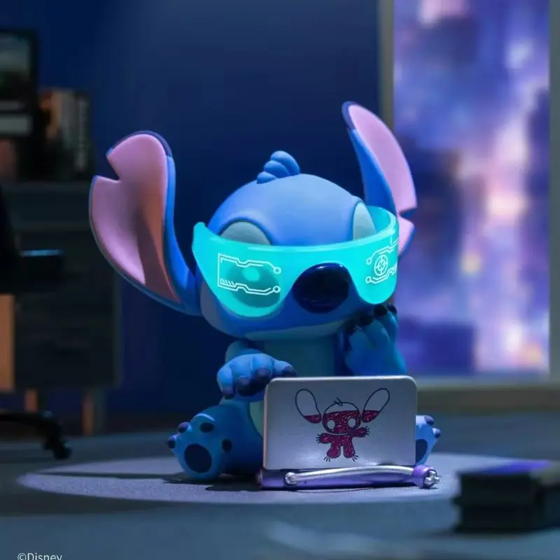 Stitch Brava City Adventure Boîte aveugle Mini figurine jouet à collectionner 2025 Pré-vente cadeau tendance avec accessoires mobiles pour les fans