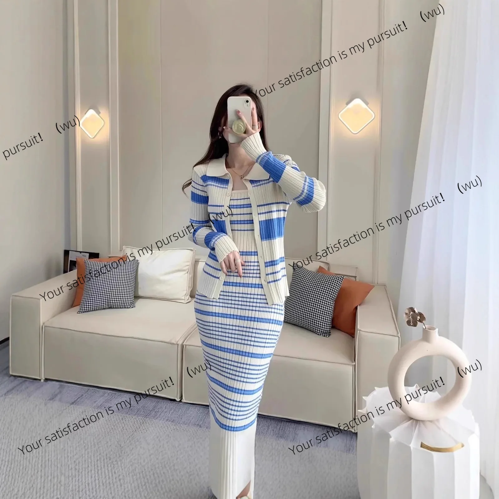 

Design sense Knitted striped slim-fit vest hip skirt cardigan two-piece suit Intellectual temperament Celebrity gentle suit
