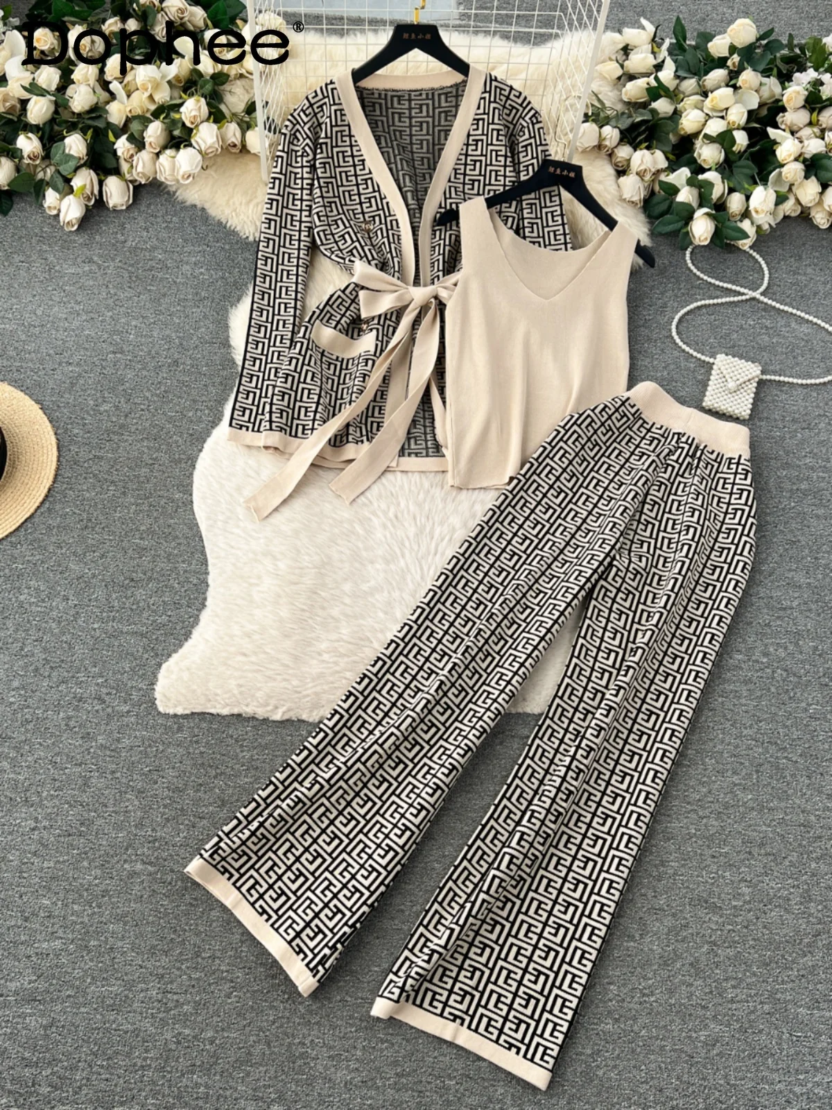 

Fashion Printed Coat Inner Vest Wide Leg Pants Casual Loose Knitted Three-Piece Suit Women Outfits 2024 Autumn New Sweater Sets