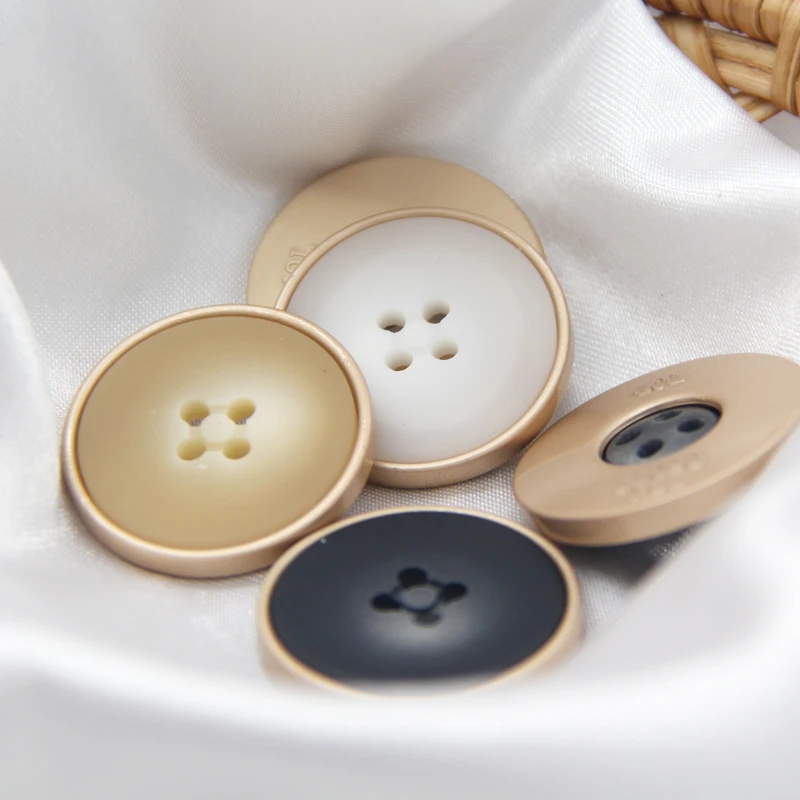 4 Holes Resin Black Metal Sewing Buttons For Clothing Men Coat Suit Rubber Varnish Decorative Handmade Accessories Wholesale