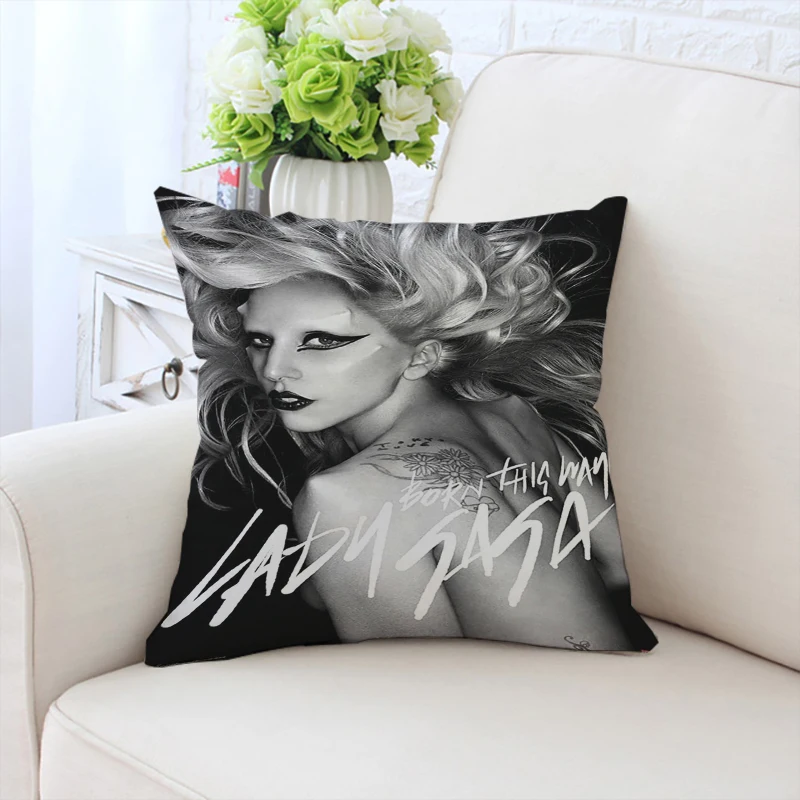 

Pillow cover L-Lady gaga double-sided printed velvet sofa cushion cover, home headboard backrest chair cushion, fan gift 40x40cm