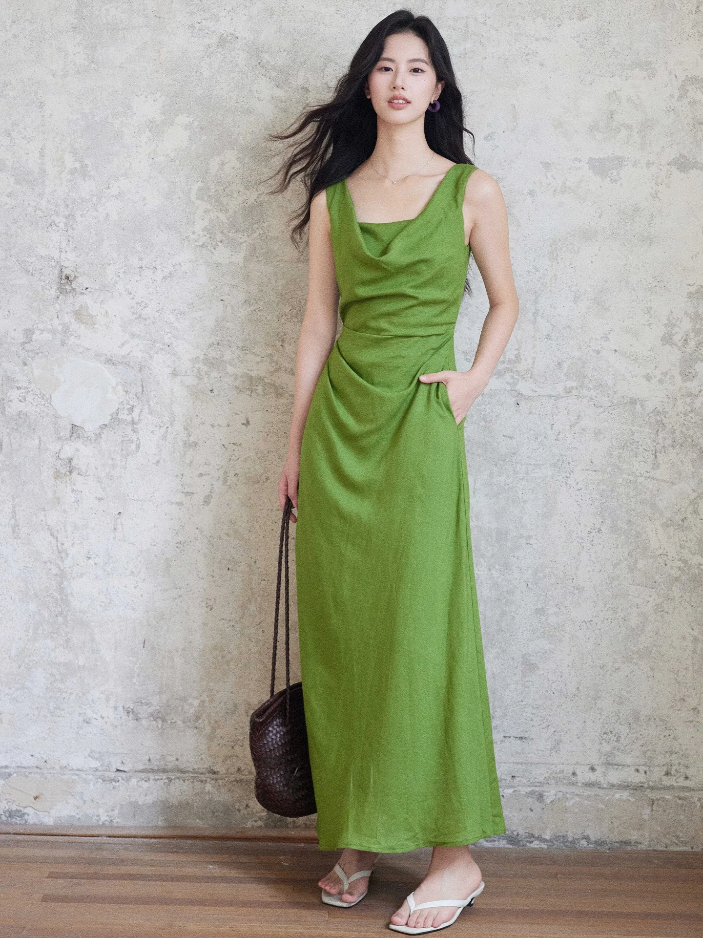 

Женское летнее винтажное зелено-белое платье-халтер Two Sheep Design Mountain, двустороннее, без рукавов, плиссированное, в стиле жилет-юбка, для повседневной носки