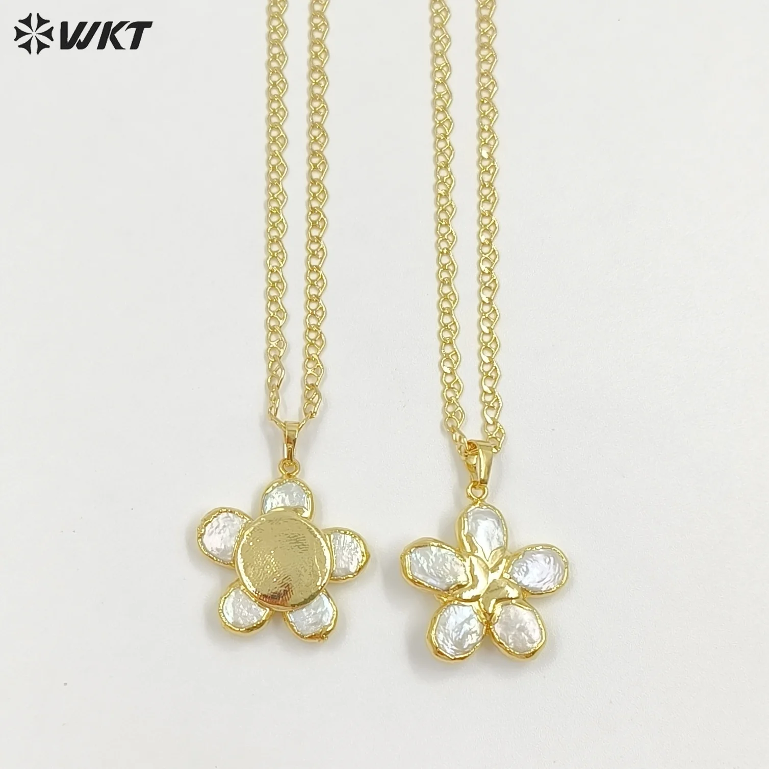 

WT-JN339 Wholesale Natural Freshwater Pearl Flower Beautiful Shape Necklace With 18k Real Gold Plated For Women Anniversary Gif