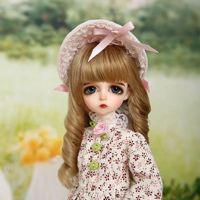 

Leekeworld Mikhaila Leeke bjd sd dolls 1/4 resin figures body model girls boys eyes High Quality toys shop Oueneifs