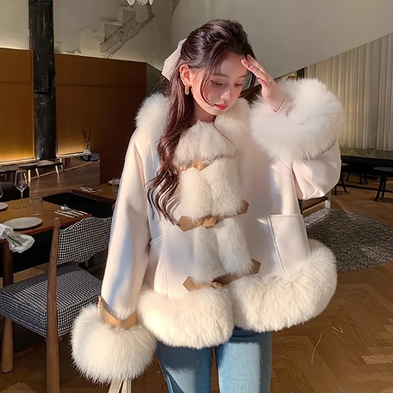 

Winter New Women Elegant Imitation Fox Fur Short Cloak Coat Khaki Caramel Beige Casual Korean O-neck Long Sleeve Faux Fur Jacket