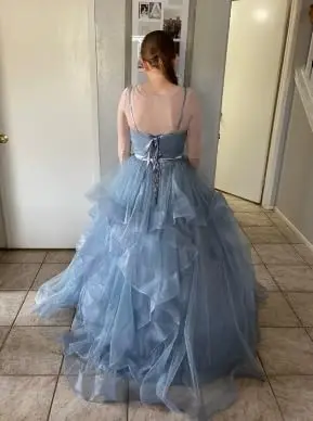 ชุดราตรีออกงานปาร์ตี้สำหรับผู้หญิง ประดับระยิบระยับ ผ้าทูลหลายชั้น แต่งระบาย ทรงบอลกาวน์ สายเดี่ยวรัดตัว ปี 2025