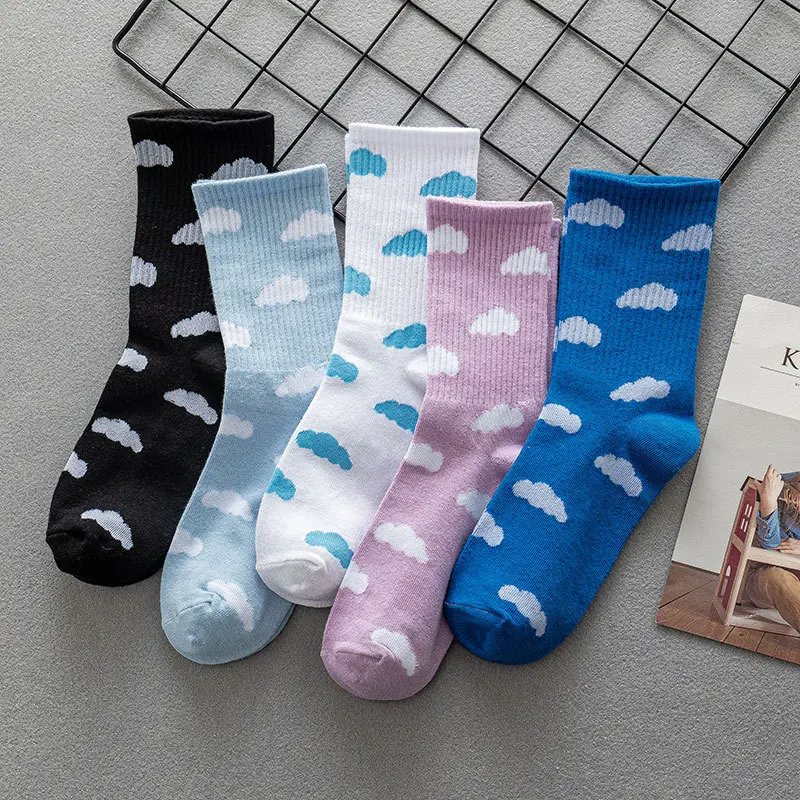 

1/5 Pairs Autumn and Winter Season White Clouds High Top Anti Odor and Sweat Absorbing Socks Cute College Style Casual Socks