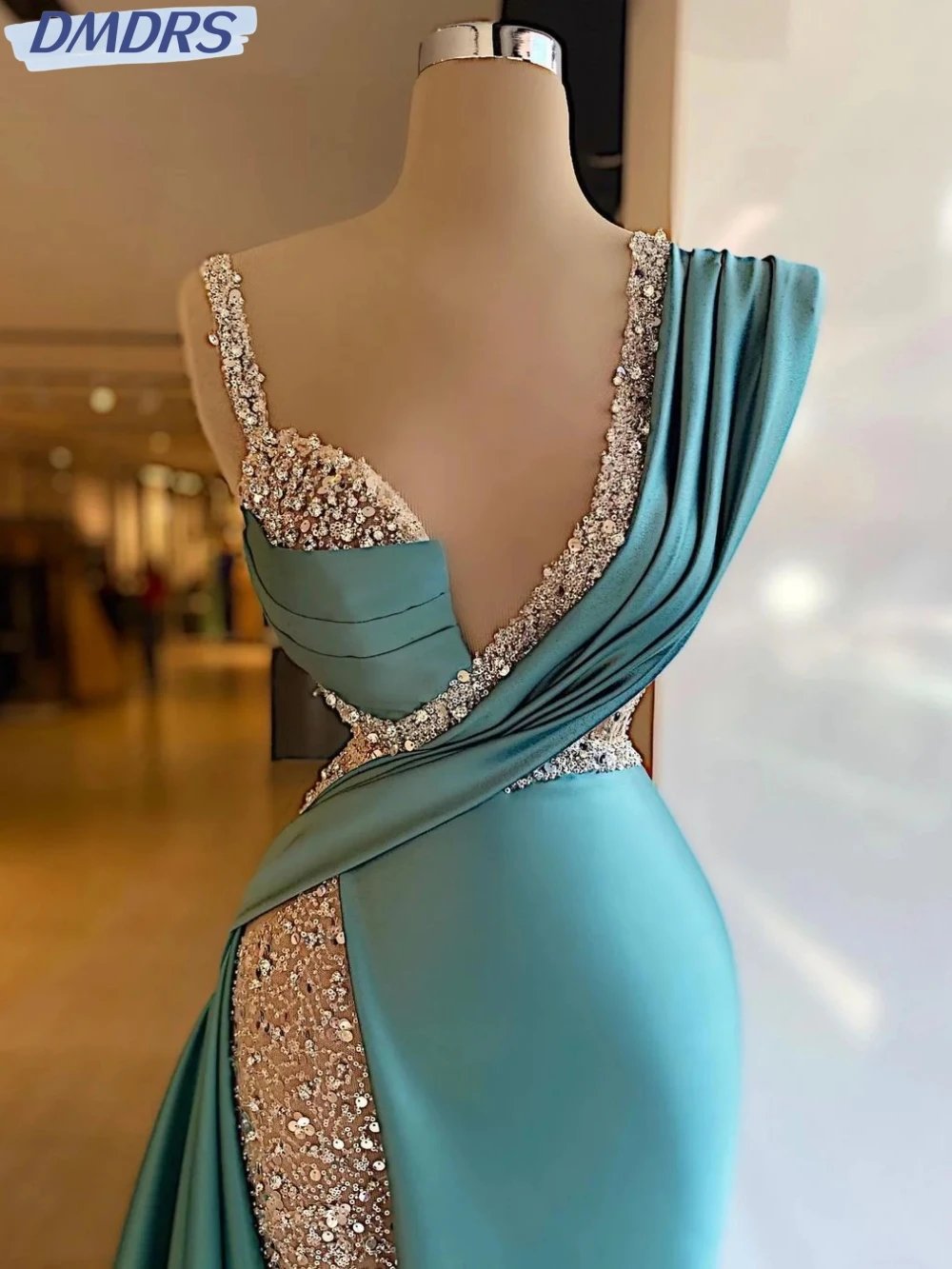 Sexy Deep V-neck Side High Slit Cocktail Dresses Sparkly Sequins Evening Dress Elegant Satin Long Prom Gown Robe De Mariée