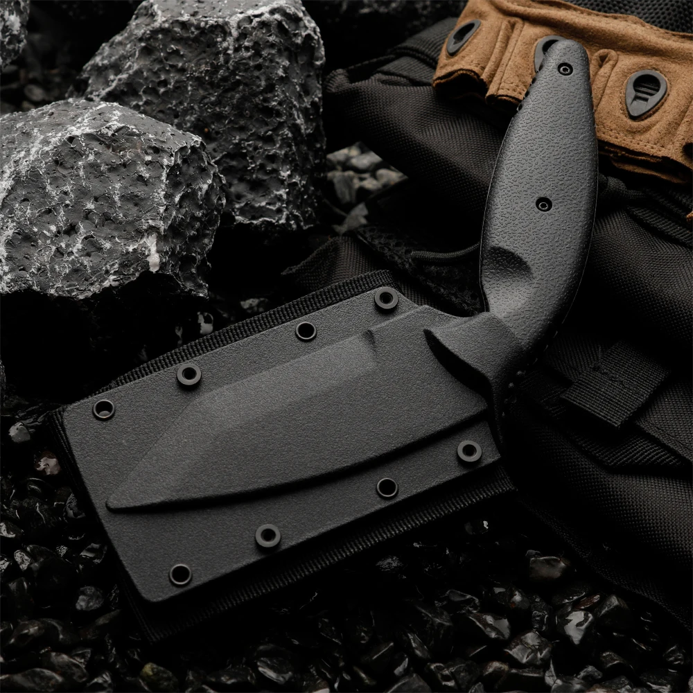 Lightweight portable outdoor pocket knife, made of durable and wear-resistant material, practical cutting tool for daily outings