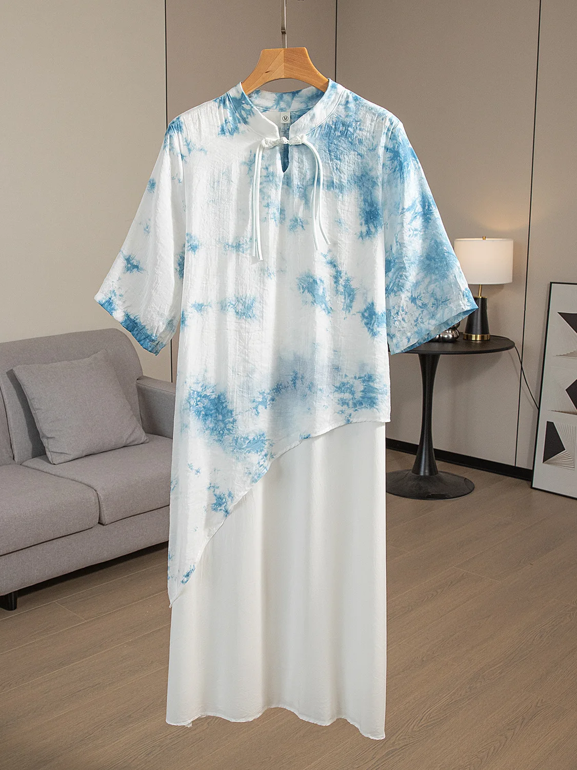 Novo Vestido de Algodão e Seda Tingido e Amarrado ao Estilo Chinês com Gola Abotoada para Meninas, Método Tradicional, Conjun...