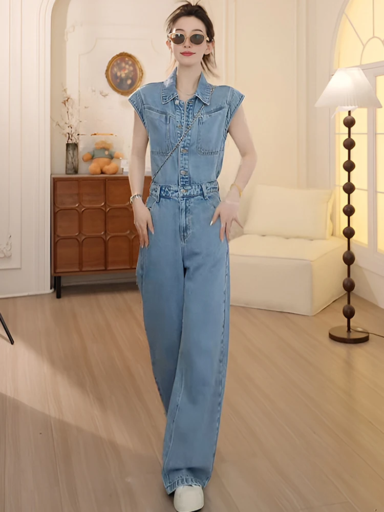 กางเกงยีนส์เอี๊ยมทรงหลวมสไตล์ลำลองสีน้ำเงินเข้มสำหรับผู้หญิง ฤดูร้อน 2026 เอวสูง ขากว้าง รุ่นใหม่