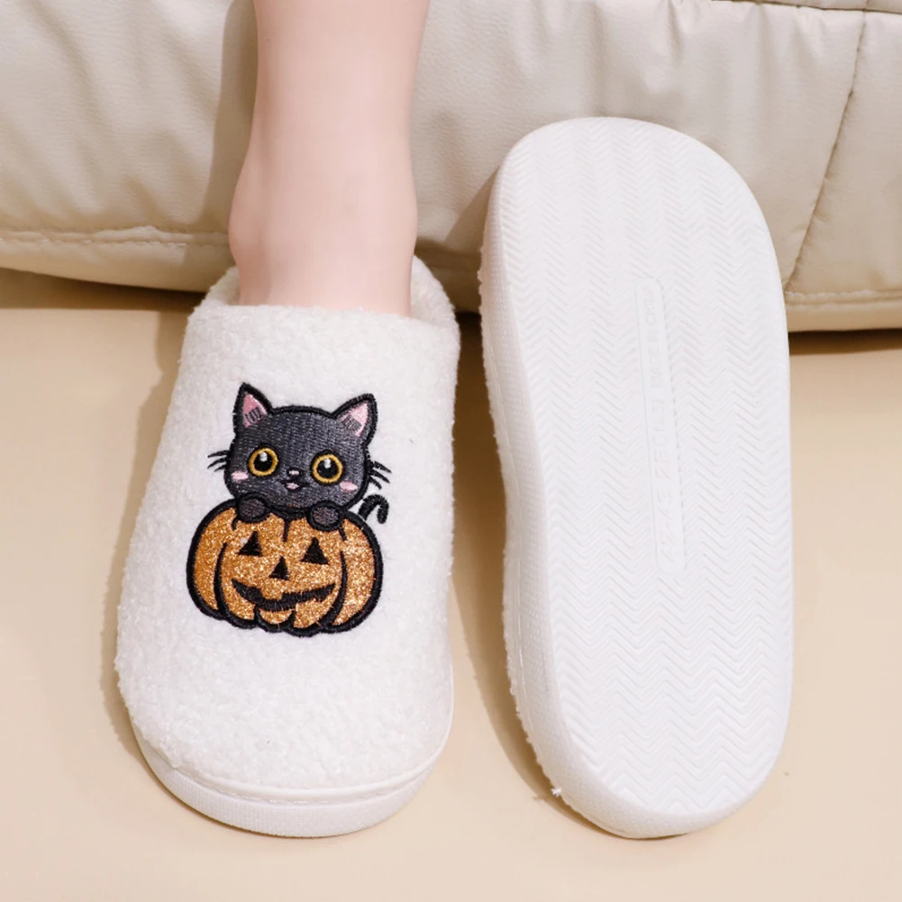 

Halloween Plush Slippers Warm Slip-on House Shoes Anti Slip Flat Thermal Slippers Furry Pumpkin Cat Slipper for Indoor Bedroom