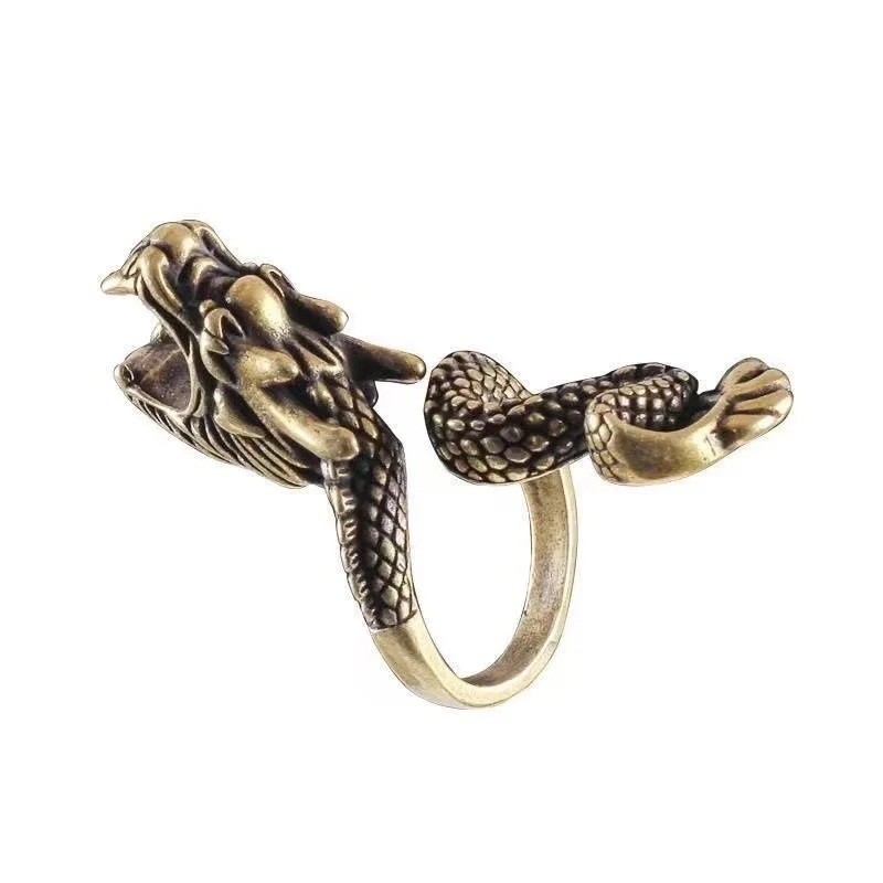 Retro Personality Men\'s Golden Dragon Clip Cigarette Ring Cigarette Holder Hand Jewelry Simple temperament Men\'s daily ornaments
