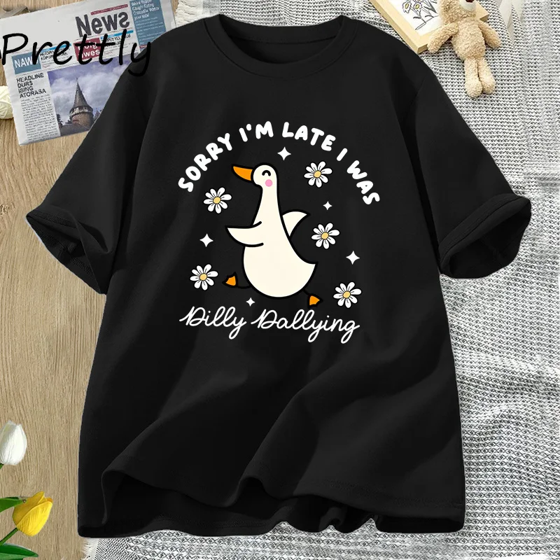 Sorry I'm Late I Was Dilly Dallying Goose T Shirt Funny Goose T-Shirt Graphic Tee Animal Humor Cute Goose Tee Women Clothing