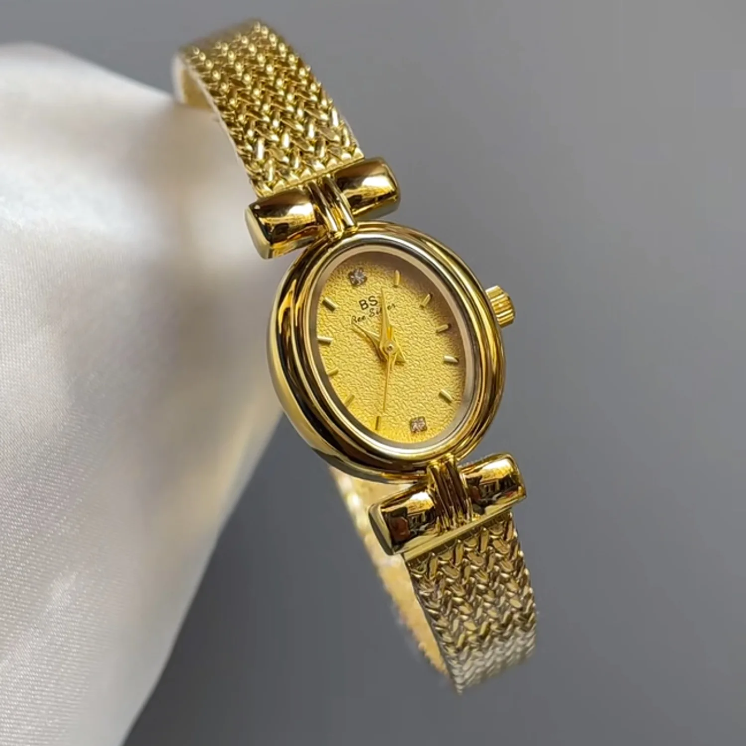 RetroStyle Small Gold Watch2026 New Genuine Light Luxury Wheat Ear Watch Retro High-End Women'S Wrist WatchQuartz Fashion Watch.