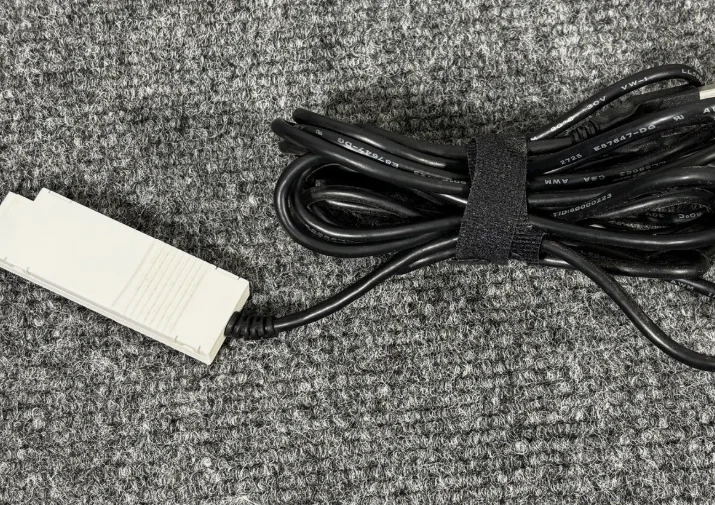 

Brand New Original SR2USB01 programming cable PLC Fast delivery