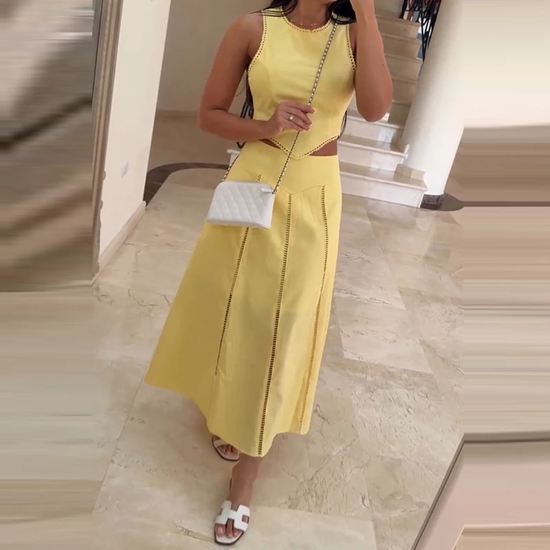 Summer Beach Co-ord Outfit Women 2 Piece Skirt Set New Sleeveless Round Neck Crop Top Hollow Out Lace Trim Hem A-Line Skirt Suit