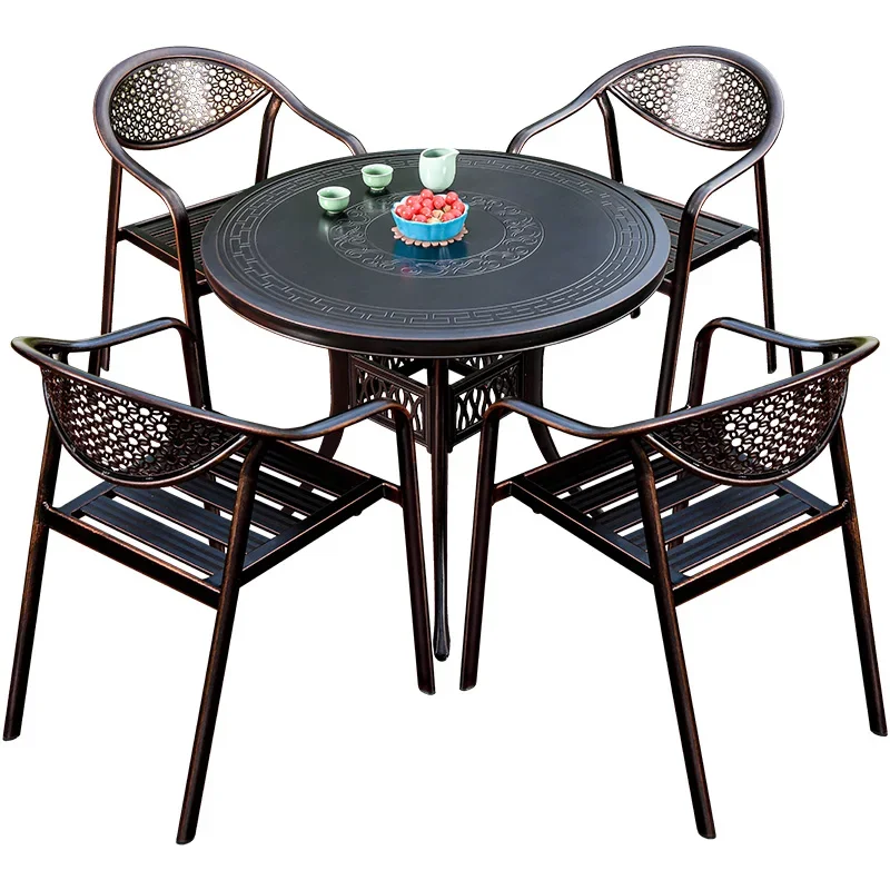 Tavoli e sedie per il tempo libero all'aperto, giardino in ferro battuto, tavolo in alluminio pressofuso all'aperto, terrazza per il tempo libero, cortile della villa all'aperto